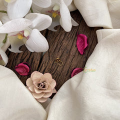 Vriksham Designer Square Golden Naths/Nose pin-Red White-G18627