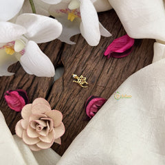 Vriksham Flower Golden Naths/Nose pin-Red White-Pearl-G18639