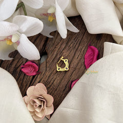 Vriksham Designer Oval Naths/Nose pin-Red White-G18715