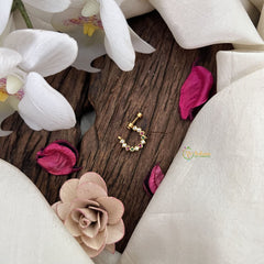 Vriksham Half Round Naths/Nose pin-Red White & Green-G18702