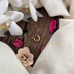 Vriksham Half Round Naths/Nose pin-Red-G18700