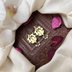 Vriksham Designer Gold-Plated Lotus Kundan Press Bugadi-Red Green-pearls-J3942