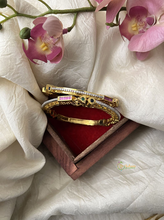 Premium Gold Antique Diamond Bangle Set - G11861