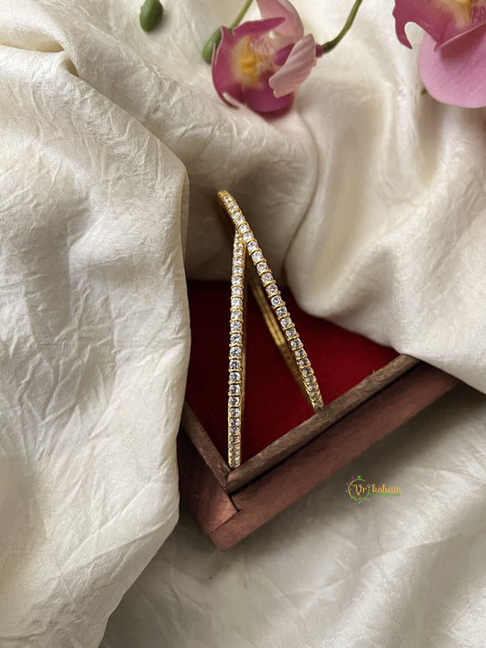 Premium Gold Alike Diamond Bangle Set - White - G11886