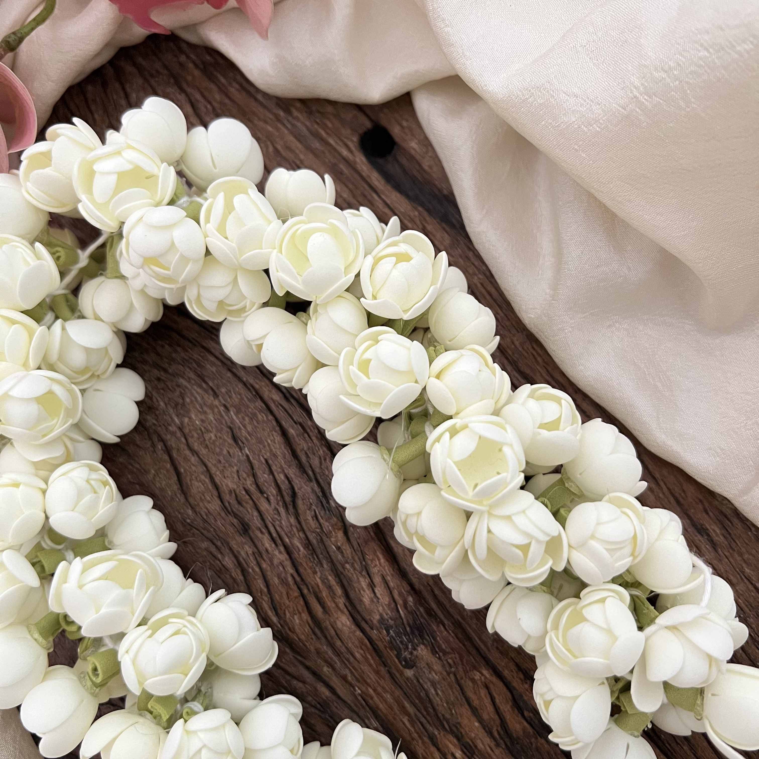 Vriksham Charming Jasmine Floral Gajra Flower Accessories-H1228