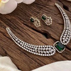 Trendy Victorian Diamond Choker-Green-VV1684