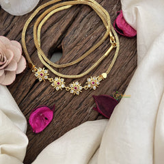 Vriksham Simple Gold Chain 4 Floral Moggapu Gold Chain-White Red-G19559