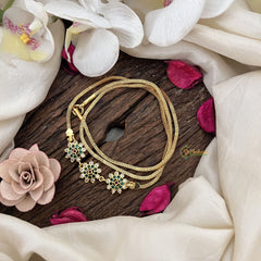 Vriksham Classic South Indian Sun Floral Moggapu Gold Chain-White Red & Green-G19561