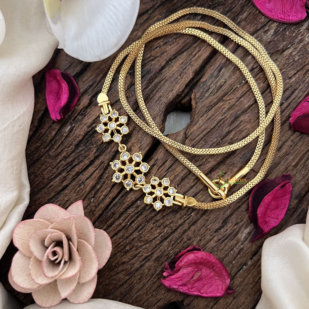 Vriksham Floral Elegance – Lightweight Moggapu Gold Chain-White-G19564