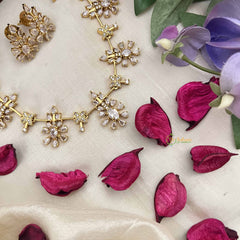 Vriksham Classic Leaf Style Choker Neckpiece-G20392