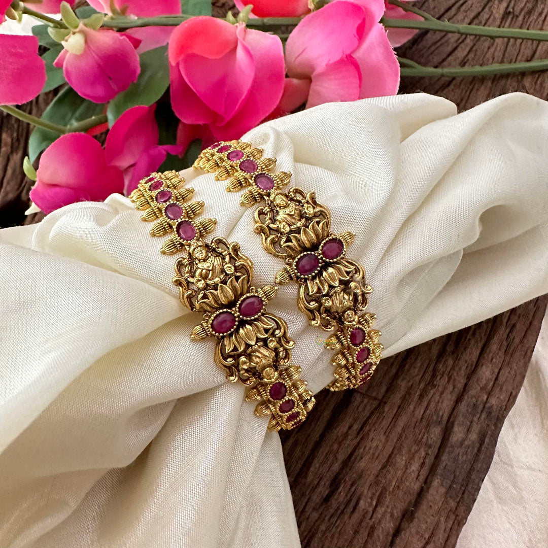 Gold Look Alike Lakshmi Bangle-Red-G13421