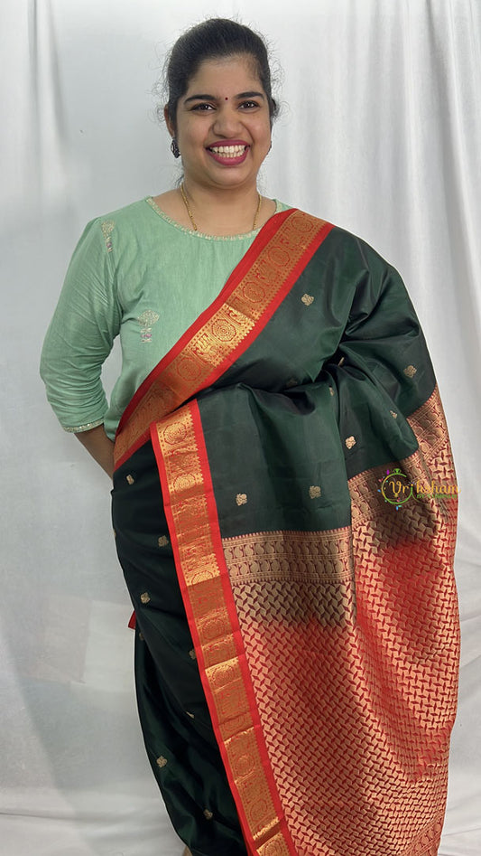 Dark Green Korvai Pure Silk Saree - VS3985