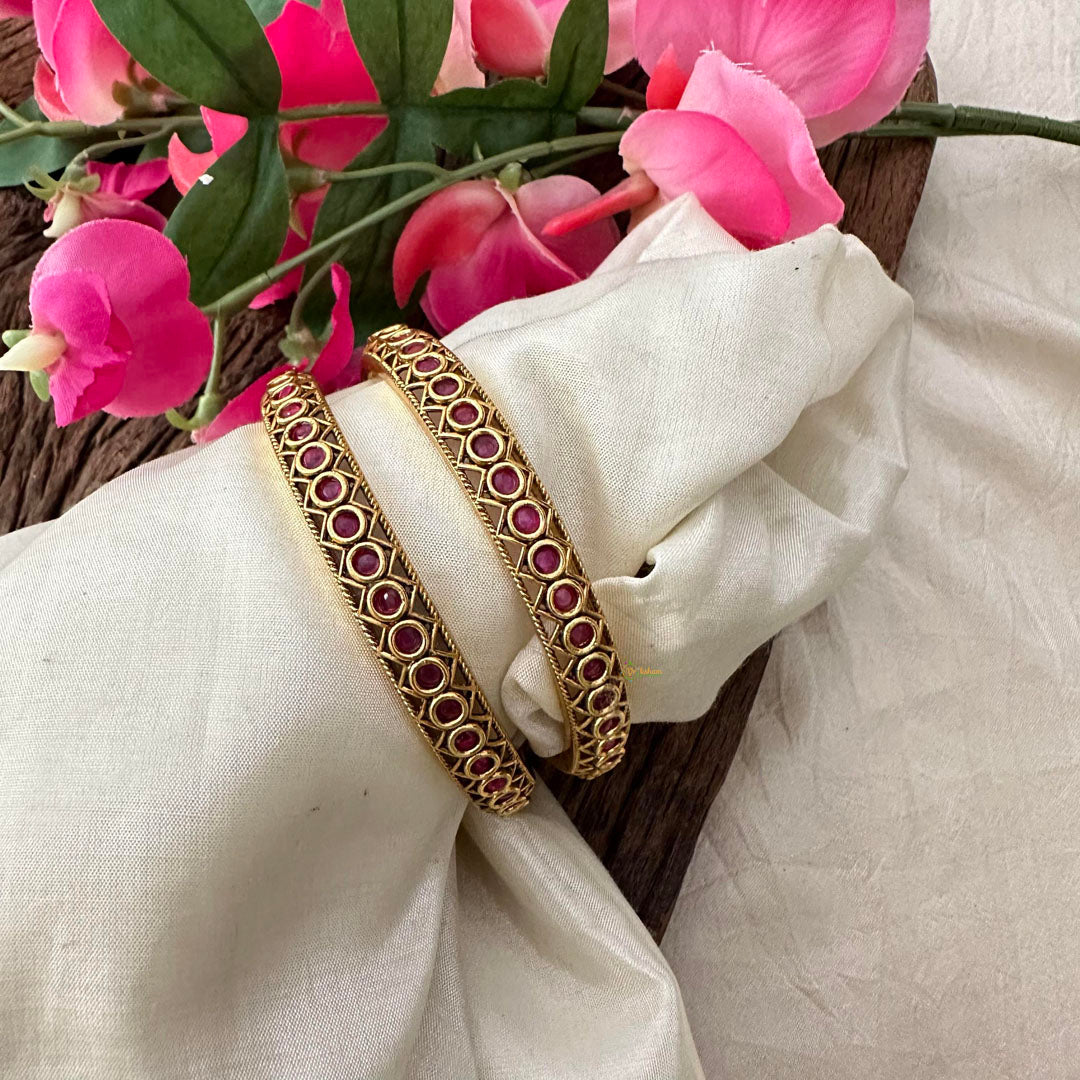 Simple Gold Look Alike Bangle-Red-G13422