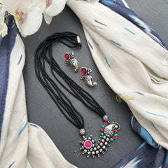 Silver Polish Pendant Black Beaded Neckpiece-S900