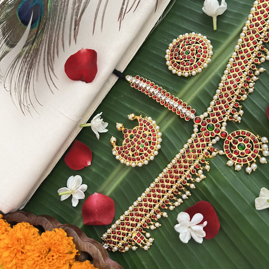 Vriksham Traditional Kemp Gold Plated Zig Zag Tikka With Chandran Suriyan-Red Green-Pearl-G19637