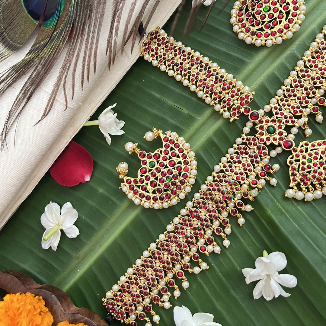 Vriksham Traditional Kemp Nethichutti Tikka With Chandran Suriyan-Red Green-Pearl-G19640