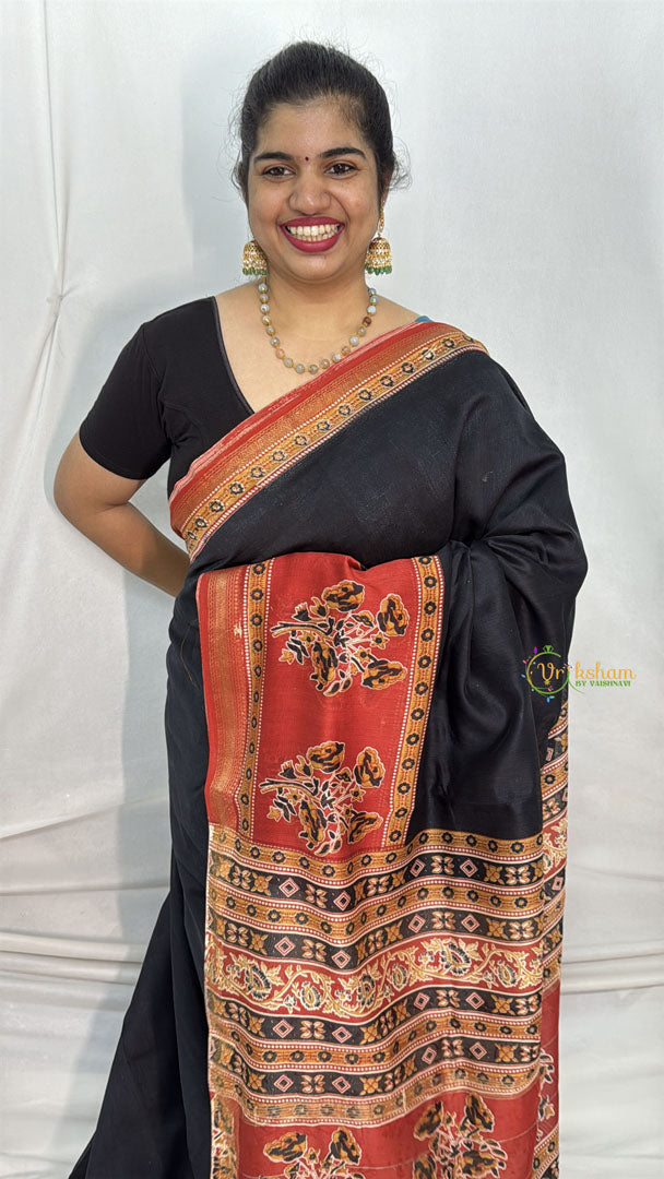 Vriksham Black With Red Maheshwari Cotton Silk Saree-Handloom -VS4473