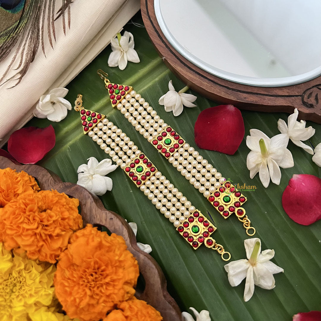 Vriksham Gold Look Square Pearl Style Traditional Kemp Maatil-Red Green-G19674