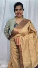 Off White Semi Soft Silk Saree-VS4049