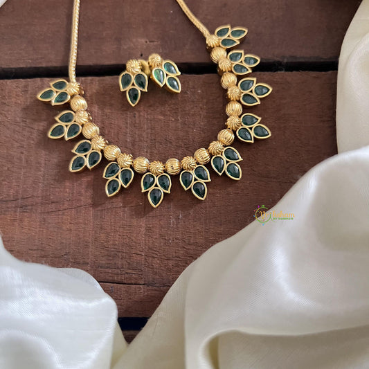 Unique Gold Alike Green AD Stone Nechpiece-Leaf-G14500