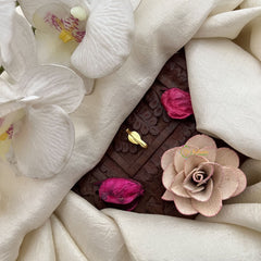 Vriksham Elegant Tear Drop Jadau Kundan Nath-Red-J3262