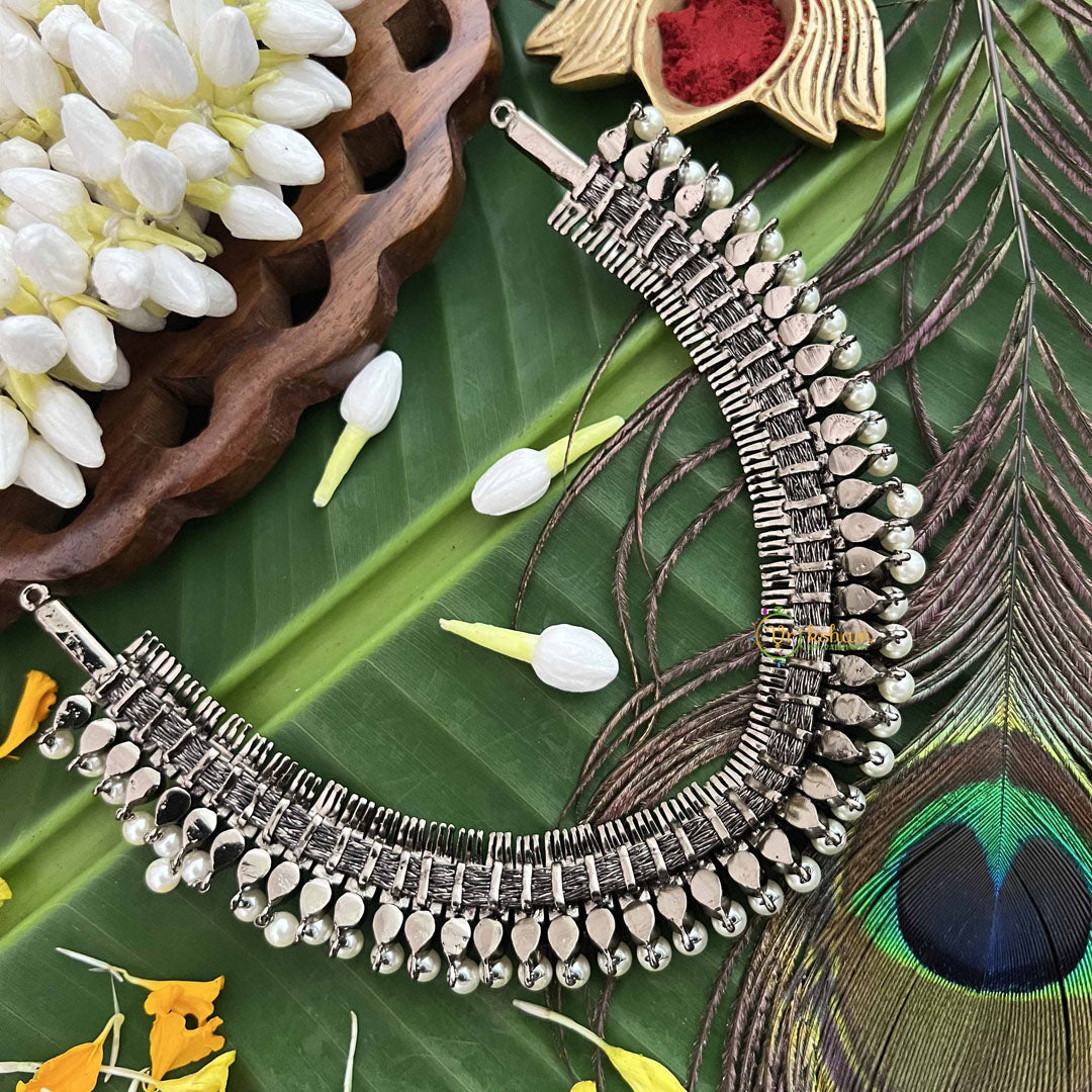 Vriksham Royal Radiances Statement Precious Kemp With Pearl Choker Neckpiece-Red-G20471