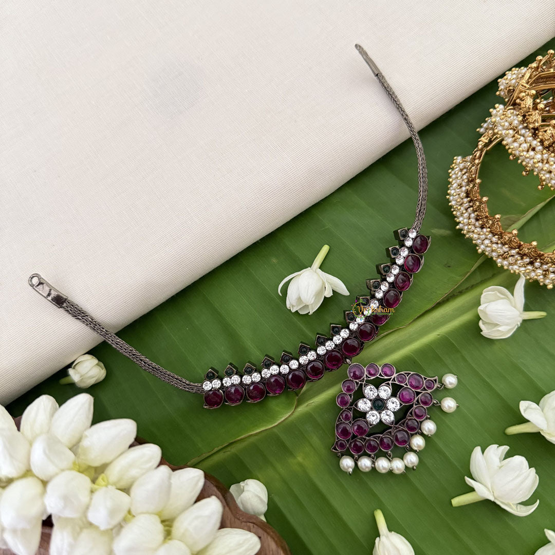 Vriksham Precious Kemp Black Polish Pendant Short Neckpiece-Red White-Pearl-G18540