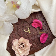 Vriksham Classic Petite Gold Nath – Delicate Septum Ring-Red-G19818