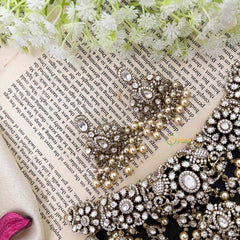 Unique Victorian Diamond White Neckpiece-VV1870