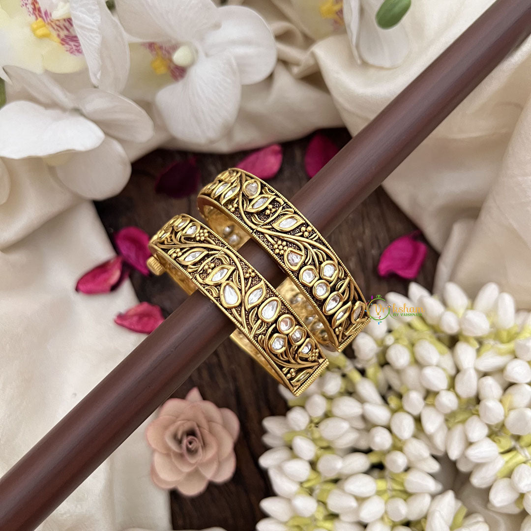Vriksham Elegant Leaf Kundan Kada Bangle-Screw Type Bangles-White-G19907