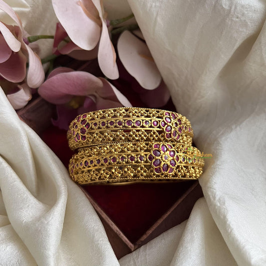 Premium Gold Polish Floral Bangle Set -G14837