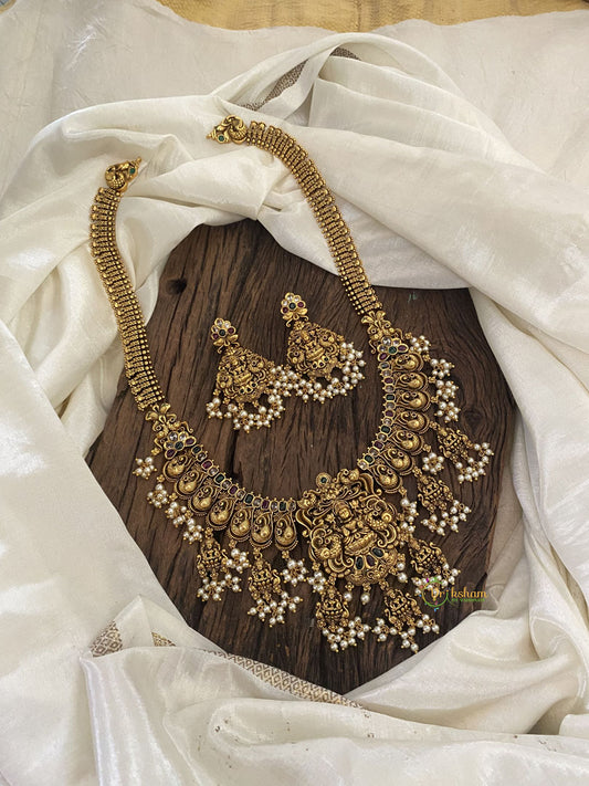 Gold Look Alike Lakshmi Pendant Short Neckpiece-Pearl-G11311