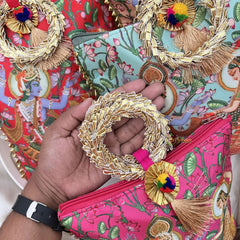 Return Gift Hand Bags-Radha Krishna Print Gift Pouch With Golden Handle-6 Pieces Set-RG294