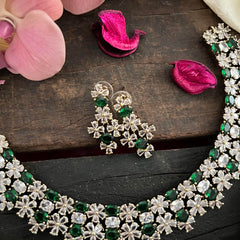 Elegant Victorian Diamond Choker -Green-VV1415