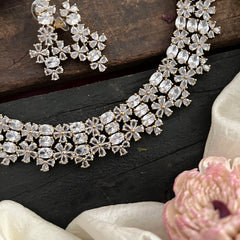 Elegant Victorian Diamond Choker -White-VV1414