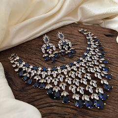 Stylish Victorian Diamond Choker-Blue-VV1471