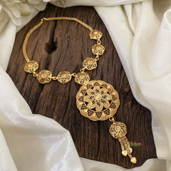 Traditional Gold Look Alike Kerala Style Short Neckpiece-G11391