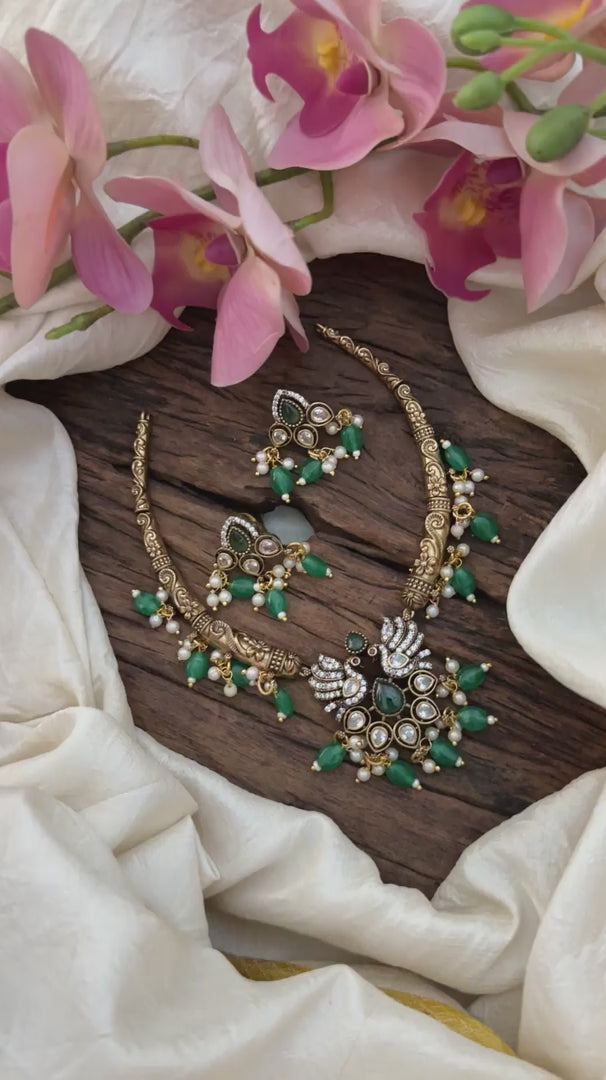 Premium Victorian Diamond Hasli-Green Beads-VV1603