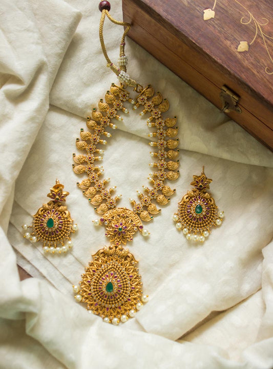 Mid-length matt Kerala style Neckpiece-G648