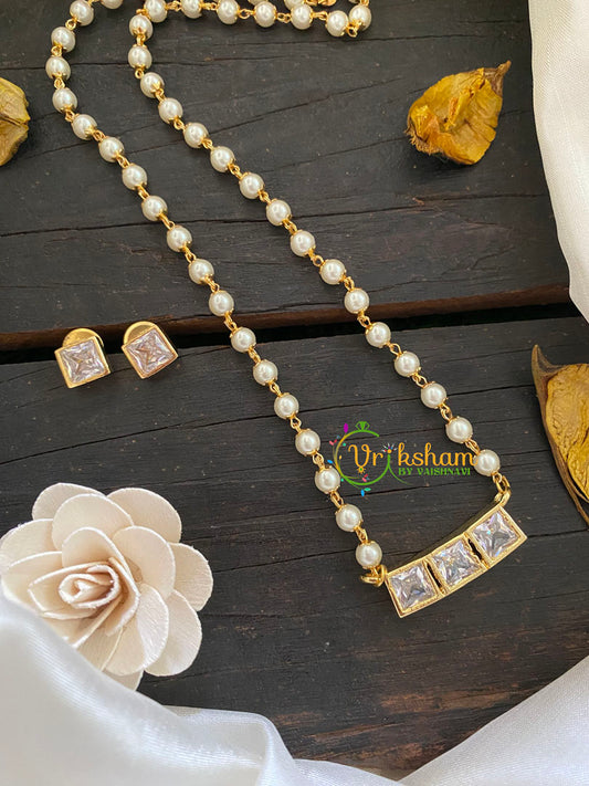 AD Stone Pearl Short Neckpiece -Three Stone-G7343