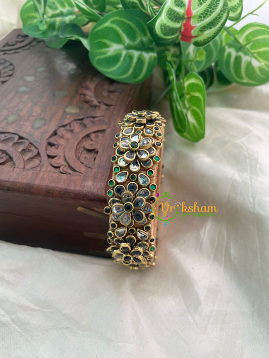 Green White Glossy Silk Thread Kundan Kada Bangle -Bloom-G8627