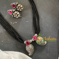 Paisley Pendants Black Bead Short Chain -S509