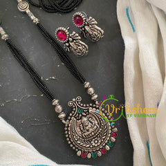 Lakshmi Pendant Black Bead Chain -S0065