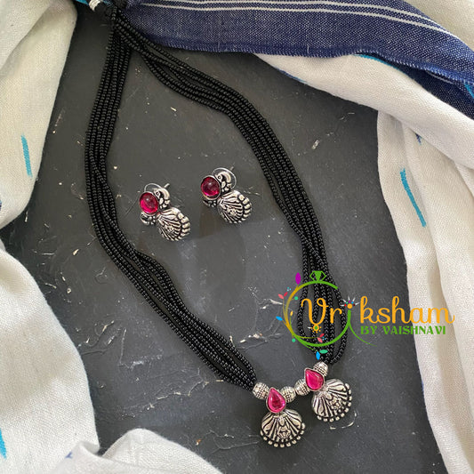 Lakshmi Pendants Short Chain- Black Beads -S0056