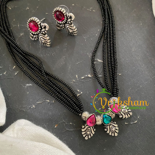 Three Pendants Black Bead Short Chain -S0098