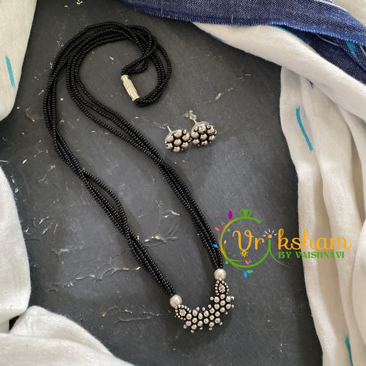 Floral Pendants Black Bead Short Chain -S0104