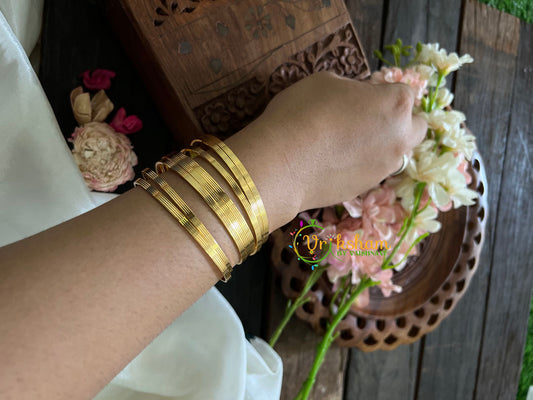 Gold Look Alike Daily Wear Bangles-Lines-G3546
