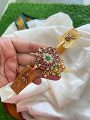 Premium AD Stone Floral Pendant Plain Hipbelt-tilak -G3829