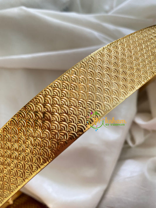 Embossed Plain Hipbelt –Scales-G3310