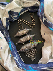 Silver Look Alike Pendant Chain Neckpiece-S303